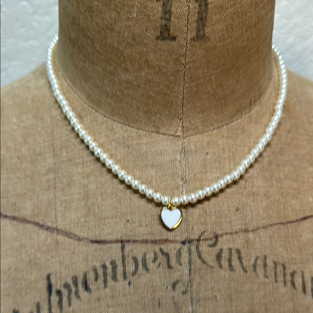Bundle of 4‎ Gold Dipped Heart Pearl Black Turquoise Pink White Necklaces NWT - Picture 6 of 9